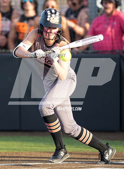 Thumbnail 2 in Rockwall vs Bryan (UIL 6A Regional Final Playoff) photogallery.