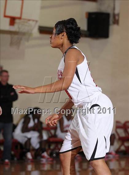 Thumbnail 3 in Hoopa Valley vs. Vallejo (Lady Viking Classic) photogallery.