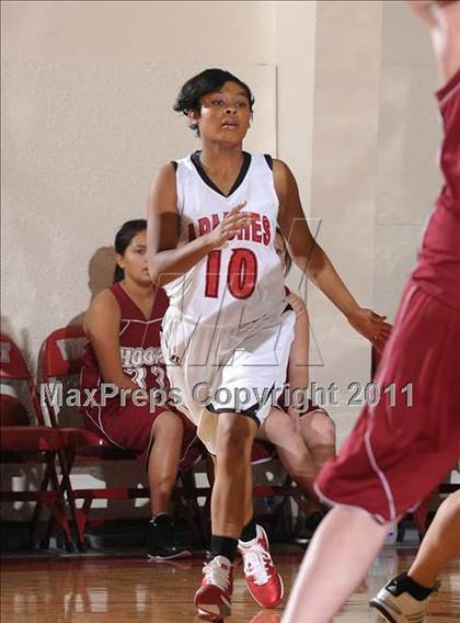 Thumbnail 1 in Hoopa Valley vs. Vallejo (Lady Viking Classic) photogallery.