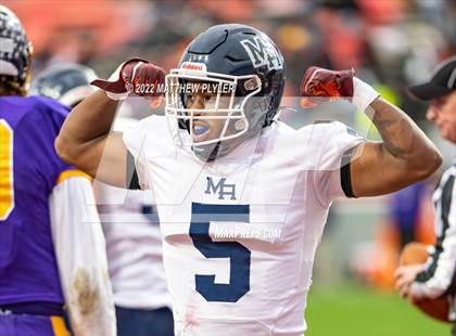 Thumbnail 3 in Mount Airy vs. Tarboro (NCHSAA 1A Final) photogallery.
