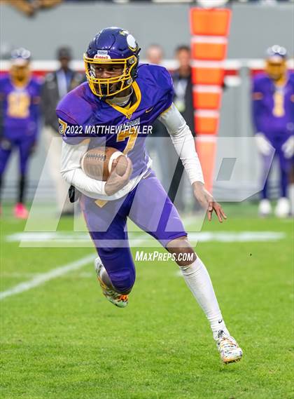 Thumbnail 1 in Mount Airy vs. Tarboro (NCHSAA 1A Final) photogallery.