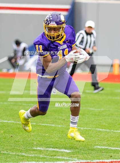 Thumbnail 1 in Mount Airy vs. Tarboro (NCHSAA 1A Final) photogallery.