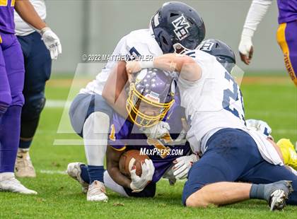 Thumbnail 1 in Mount Airy vs. Tarboro (NCHSAA 1A Final) photogallery.