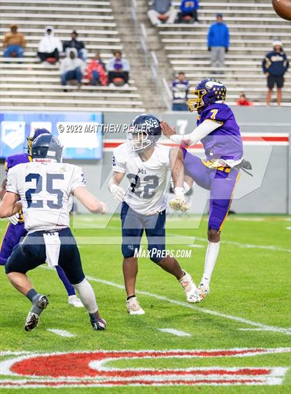 Thumbnail 1 in Mount Airy vs. Tarboro (NCHSAA 1A Final) photogallery.