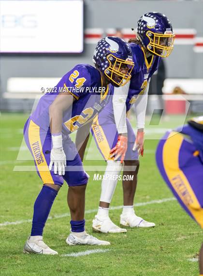 Thumbnail 1 in Mount Airy vs. Tarboro (NCHSAA 1A Final) photogallery.