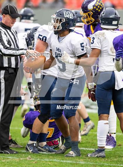 Thumbnail 1 in Mount Airy vs. Tarboro (NCHSAA 1A Final) photogallery.