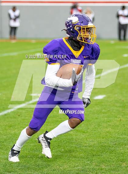 Thumbnail 2 in Mount Airy vs. Tarboro (NCHSAA 1A Final) photogallery.