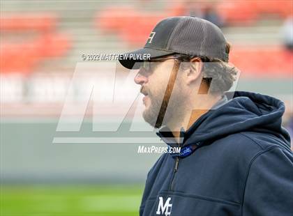 Thumbnail 3 in Mount Airy vs. Tarboro (NCHSAA 1A Final) photogallery.