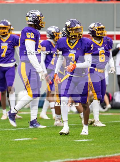 Thumbnail 1 in Mount Airy vs. Tarboro (NCHSAA 1A Final) photogallery.
