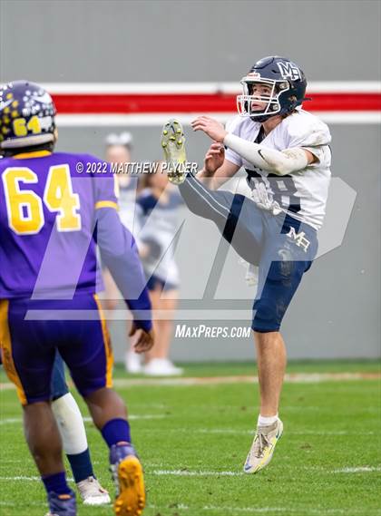 Thumbnail 2 in Mount Airy vs. Tarboro (NCHSAA 1A Final) photogallery.