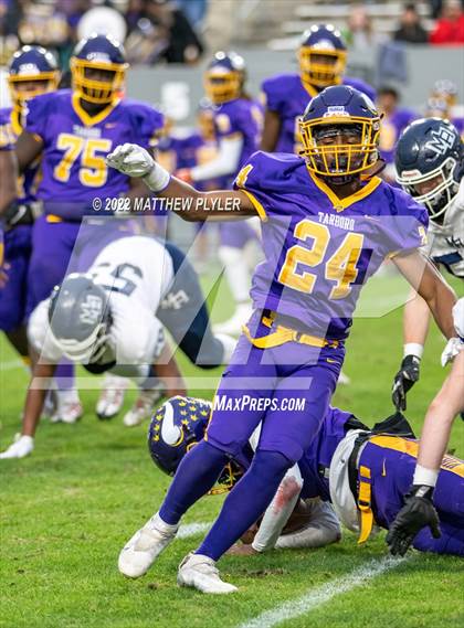 Thumbnail 2 in Mount Airy vs. Tarboro (NCHSAA 1A Final) photogallery.