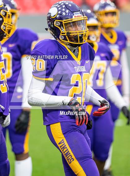 Thumbnail 3 in Mount Airy vs. Tarboro (NCHSAA 1A Final) photogallery.