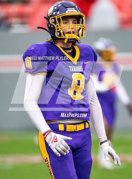 Thumbnail 2 in Mount Airy vs. Tarboro (NCHSAA 1A Final) photogallery.
