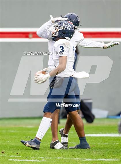 Thumbnail 2 in Mount Airy vs. Tarboro (NCHSAA 1A Final) photogallery.