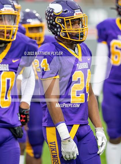 Thumbnail 1 in Mount Airy vs. Tarboro (NCHSAA 1A Final) photogallery.
