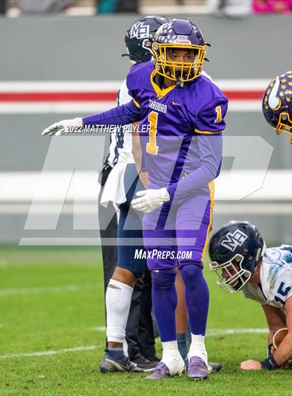 Thumbnail 2 in Mount Airy vs. Tarboro (NCHSAA 1A Final) photogallery.