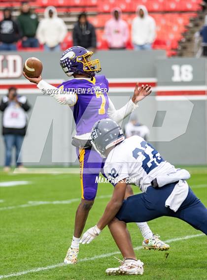 Thumbnail 1 in Mount Airy vs. Tarboro (NCHSAA 1A Final) photogallery.