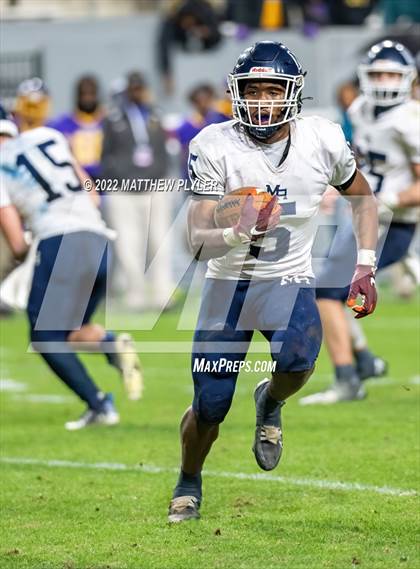 Thumbnail 3 in Mount Airy vs. Tarboro (NCHSAA 1A Final) photogallery.