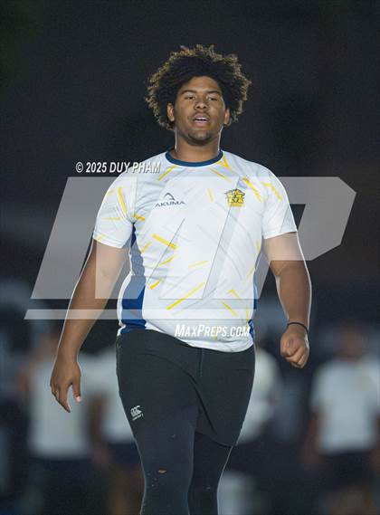 Thumbnail 2 in Servite VS Bishop Amat photogallery.