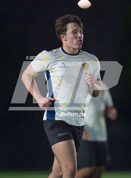 Thumbnail 2 in Servite VS Bishop Amat photogallery.