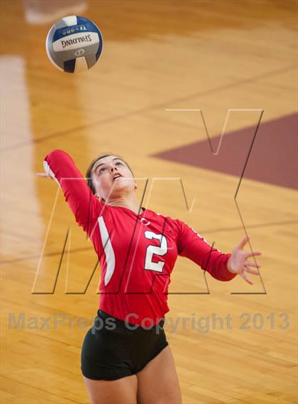 Thumbnail 3 in Coventry vs Darien (2013 Volleyhall Classic) photogallery.