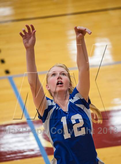 Thumbnail 2 in Coventry vs Darien (2013 Volleyhall Classic) photogallery.