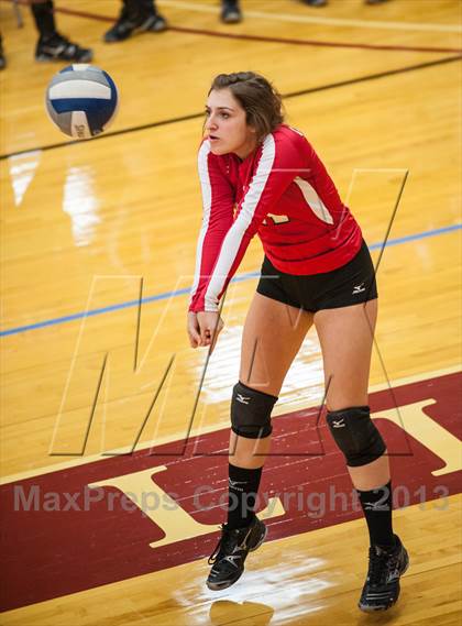 Thumbnail 3 in Coventry vs Darien (2013 Volleyhall Classic) photogallery.