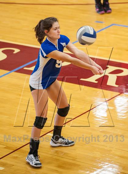 Thumbnail 3 in Coventry vs Darien (2013 Volleyhall Classic) photogallery.