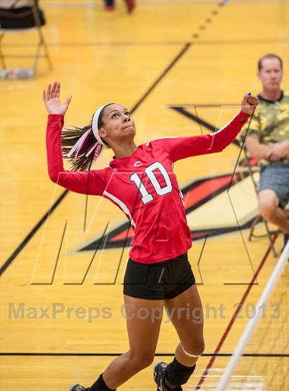 Thumbnail 1 in Coventry vs Darien (2013 Volleyhall Classic) photogallery.