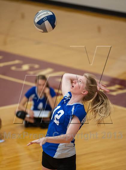Thumbnail 3 in Coventry vs Darien (2013 Volleyhall Classic) photogallery.