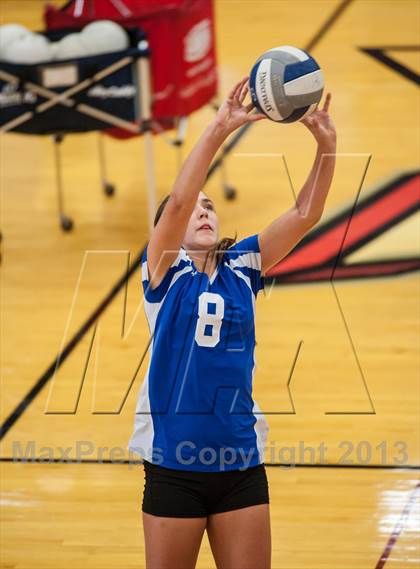 Thumbnail 1 in Coventry vs Darien (2013 Volleyhall Classic) photogallery.