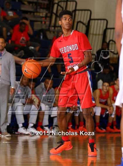 Thumbnail 3 in Redondo Union vs. Bishop Gorman (Tarkanian Classic) photogallery.