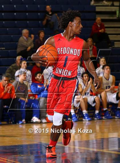 Thumbnail 1 in Redondo Union vs. Bishop Gorman (Tarkanian Classic) photogallery.