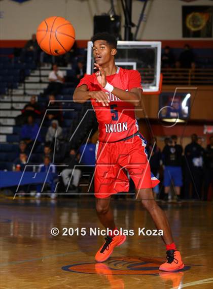 Thumbnail 1 in Redondo Union vs. Bishop Gorman (Tarkanian Classic) photogallery.