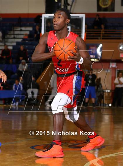 Thumbnail 2 in Redondo Union vs. Bishop Gorman (Tarkanian Classic) photogallery.