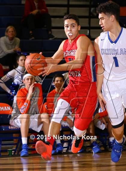 Thumbnail 2 in Redondo Union vs. Bishop Gorman (Tarkanian Classic) photogallery.