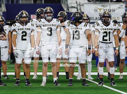 Thumbnail 3 in Whiteface vs. Gordon (UIL 1A Division I Football Final) photogallery.
