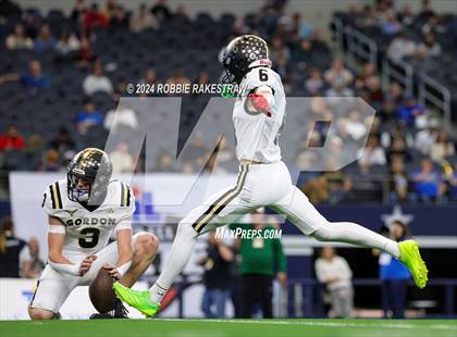 Thumbnail 3 in Whiteface vs. Gordon (UIL 1A Division I Football Final) photogallery.