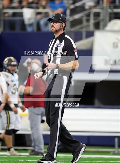 Thumbnail 3 in Whiteface vs. Gordon (UIL 1A Division I Football Final) photogallery.