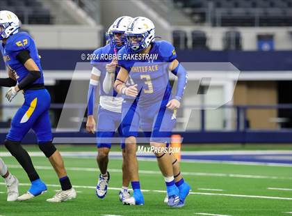 Thumbnail 1 in Whiteface vs. Gordon (UIL 1A Division I Football Final) photogallery.