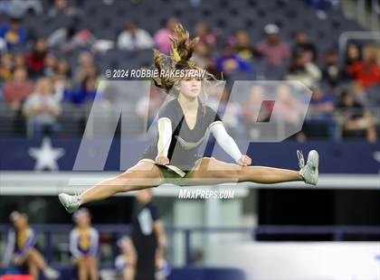 Thumbnail 2 in Whiteface vs. Gordon (UIL 1A Division I Football Final) photogallery.