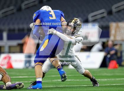 Thumbnail 3 in Whiteface vs. Gordon (UIL 1A Division I Football Final) photogallery.