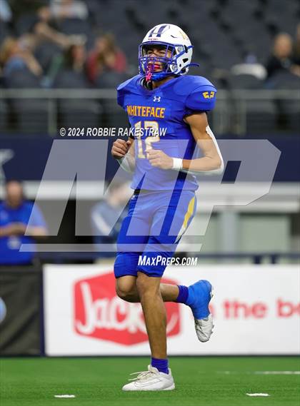 Thumbnail 3 in Whiteface vs. Gordon (UIL 1A Division I Football Final) photogallery.