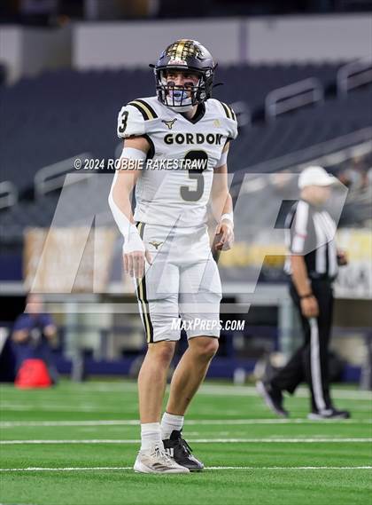 Thumbnail 3 in Whiteface vs. Gordon (UIL 1A Division I Football Final) photogallery.