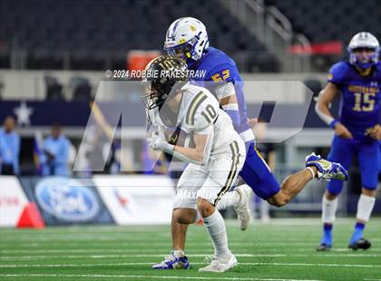 Thumbnail 3 in Whiteface vs. Gordon (UIL 1A Division I Football Final) photogallery.