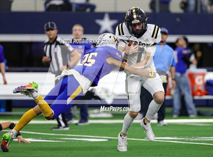 Thumbnail 1 in Whiteface vs. Gordon (UIL 1A Division I Football Final) photogallery.