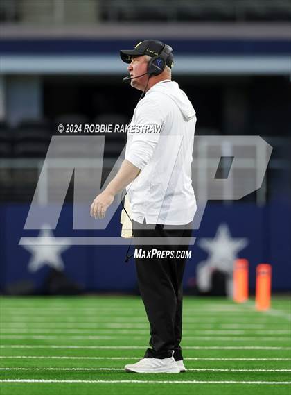 Thumbnail 2 in Whiteface vs. Gordon (UIL 1A Division I Football Final) photogallery.