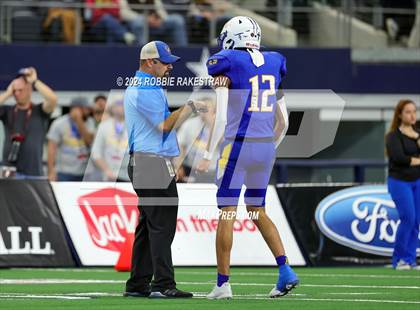Thumbnail 2 in Whiteface vs. Gordon (UIL 1A Division I Football Final) photogallery.