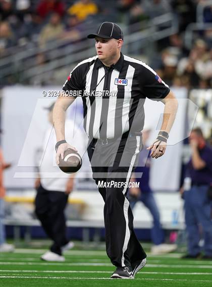Thumbnail 3 in Whiteface vs. Gordon (UIL 1A Division I Football Final) photogallery.