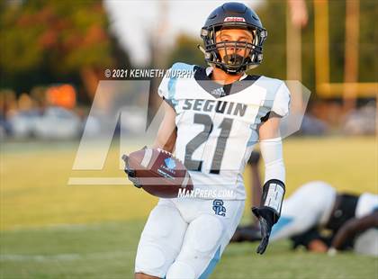 Thumbnail 2 in Seguin @ Cleburne photogallery.